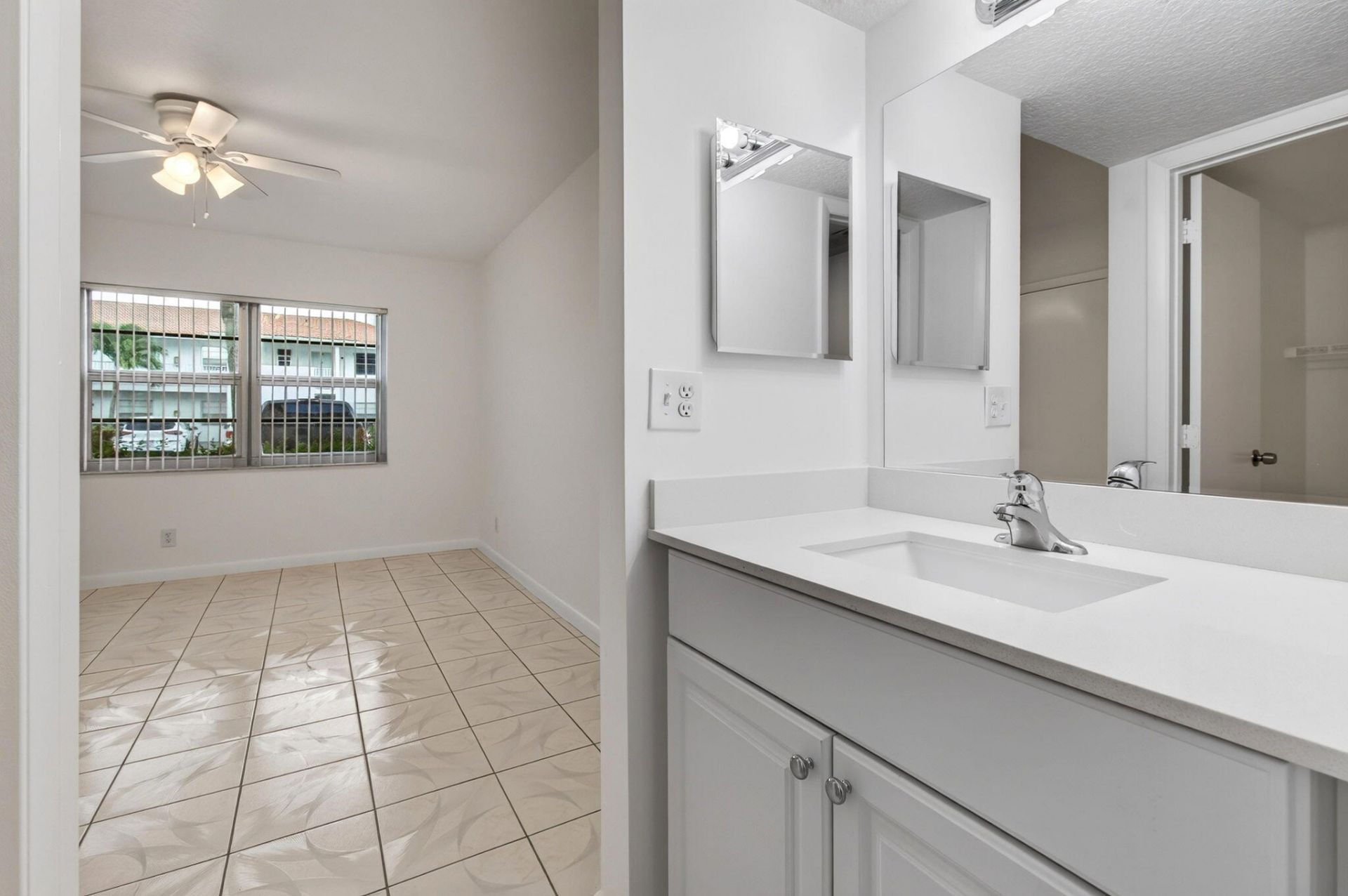 2720 Forest Hills Boulevard, Unit 102, Coral Springs, FL 33065 Photo
