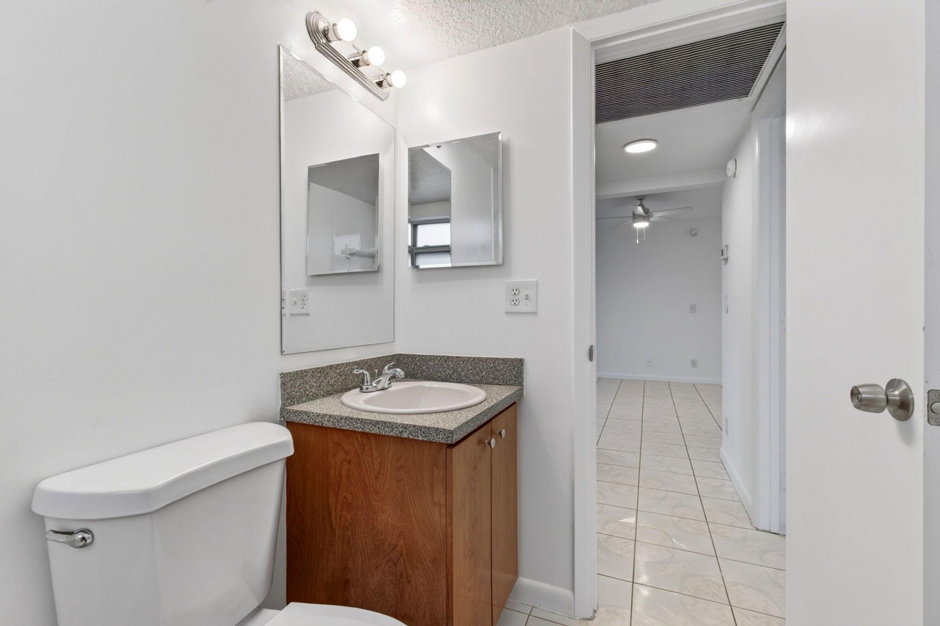 2720 Forest Hills Boulevard, Unit 102, Coral Springs, FL 33065 Photo