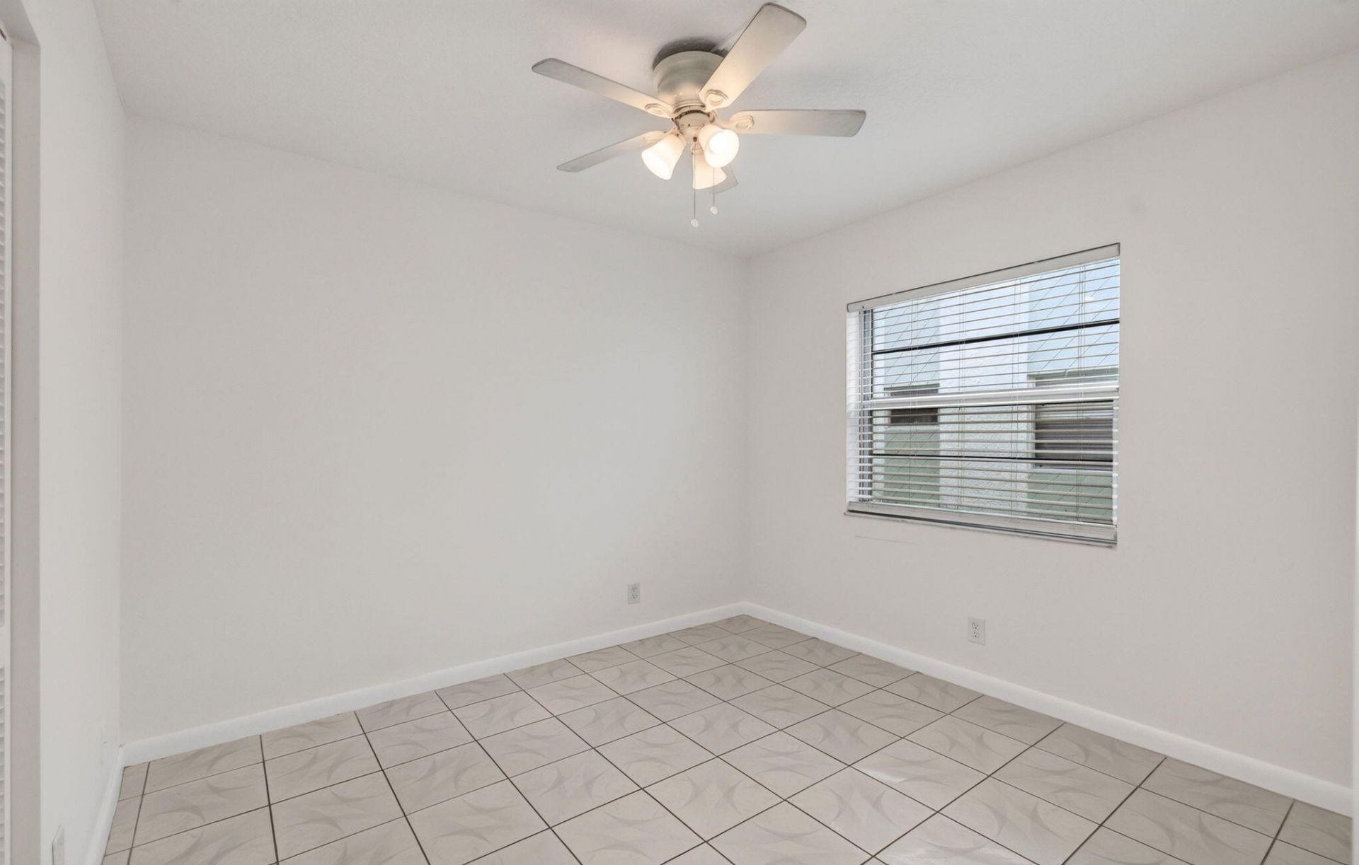 2720 Forest Hills Boulevard, Unit 102, Coral Springs, FL 33065 Photo