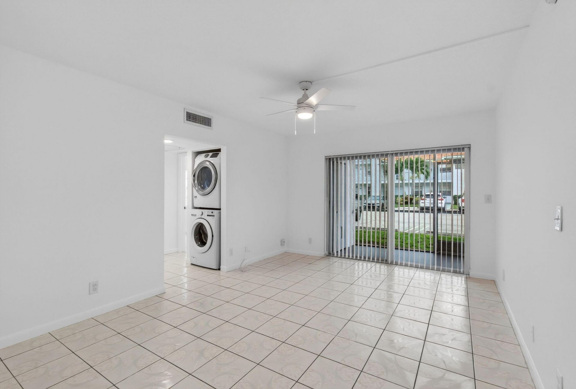 2720 Forest Hills Boulevard, Unit 102, Coral Springs, FL 33065 Photo