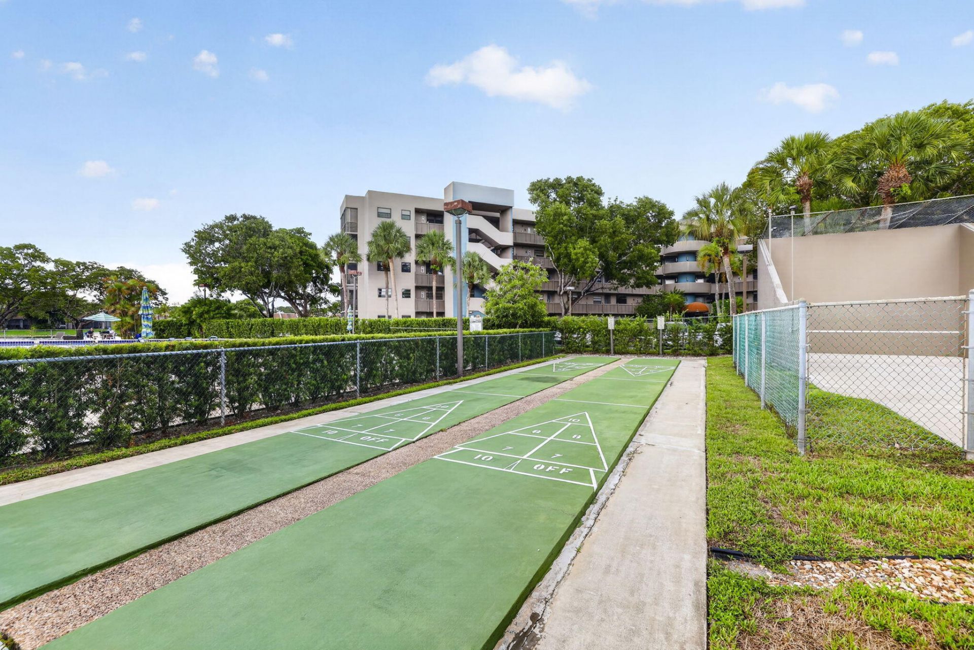 1000 Colony Point Circle, Unit 108, Pembroke Pines, FL 33026 Photo