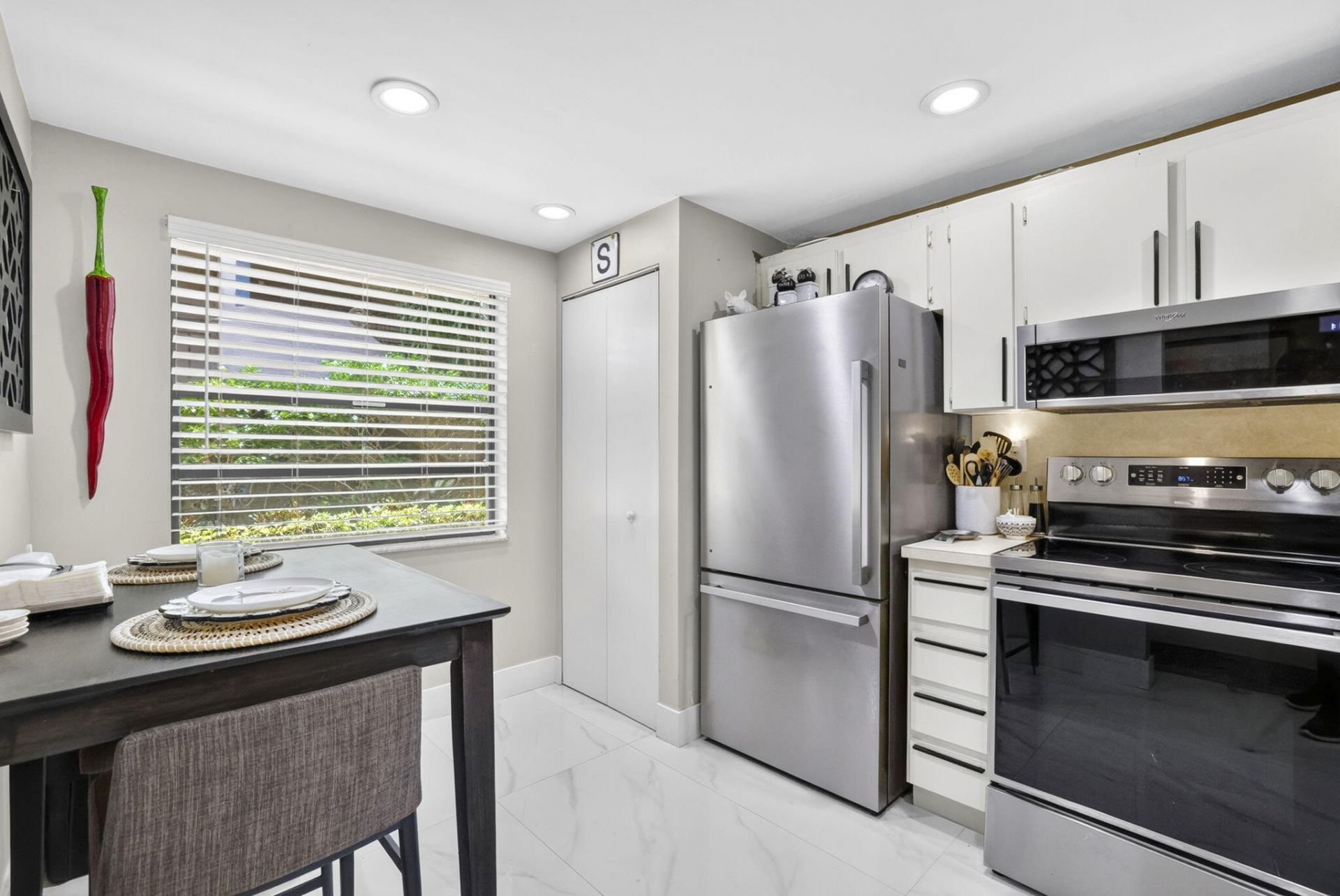 1000 Colony Point Circle, Unit 108, Pembroke Pines, FL 33026 Photo