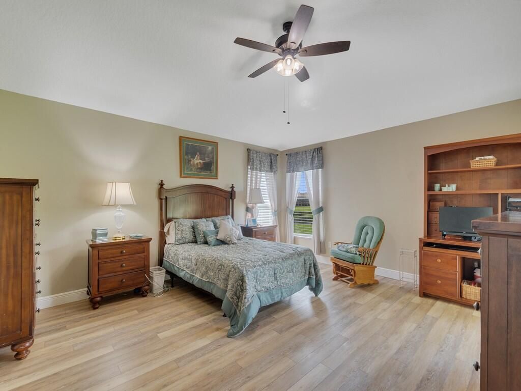 5625 Riverboat Circle Sw, Vero Beach, FL 32968 Photo
