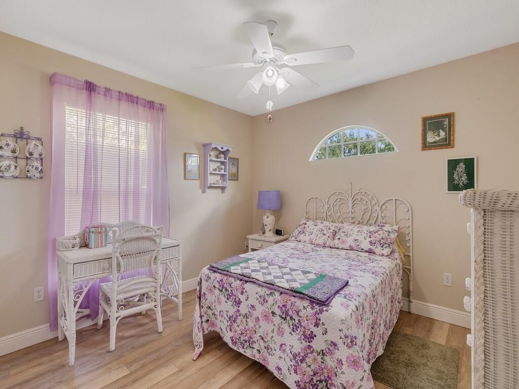 5625 Riverboat Circle Sw, Vero Beach, FL 32968 Photo