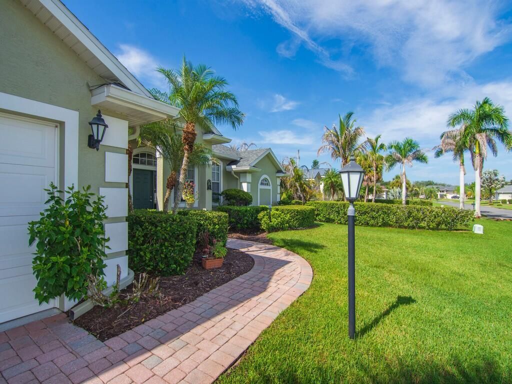 5625 Riverboat Circle Sw, Vero Beach, FL 32968 Photo