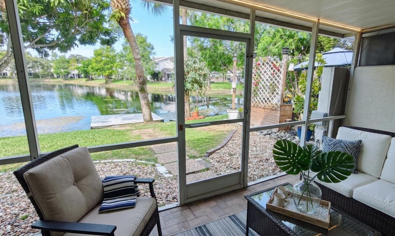 4874 N Hemingway Circle, Margate, FL 33063 Photo