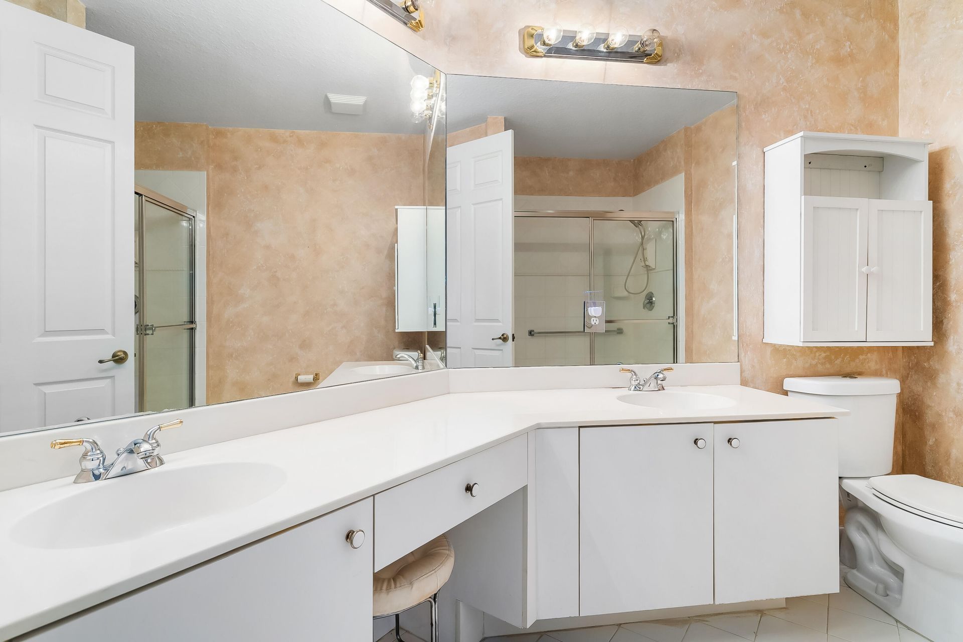 7927 Exeter Boulevard E, Tamarac, FL 33321 Photo