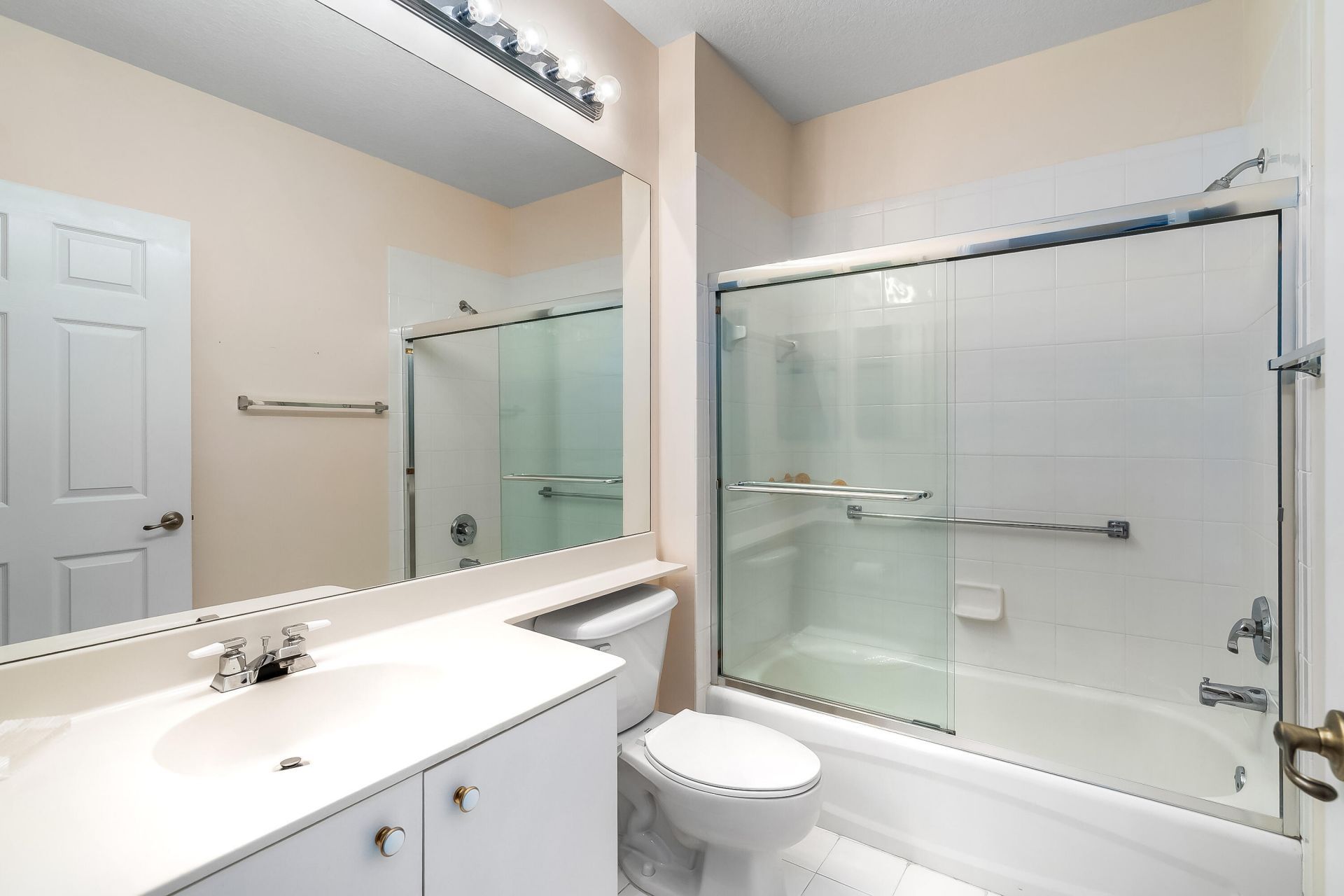 7927 Exeter Boulevard E, Tamarac, FL 33321 Photo