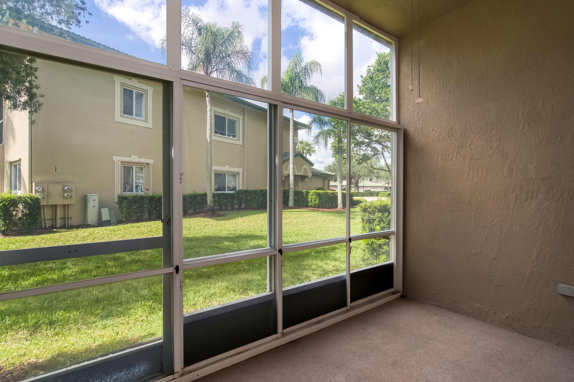7927 Exeter Boulevard E, Tamarac, FL 33321 Photo