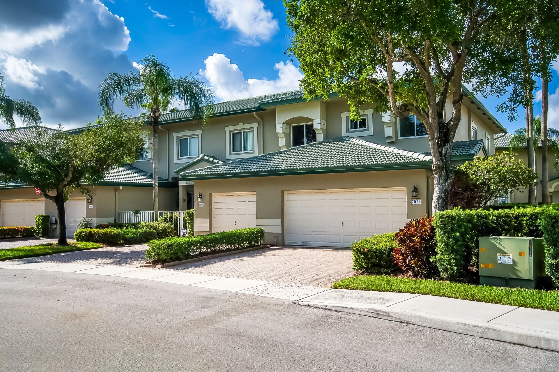 7927 Exeter Boulevard E, Tamarac, FL 33321 Photo