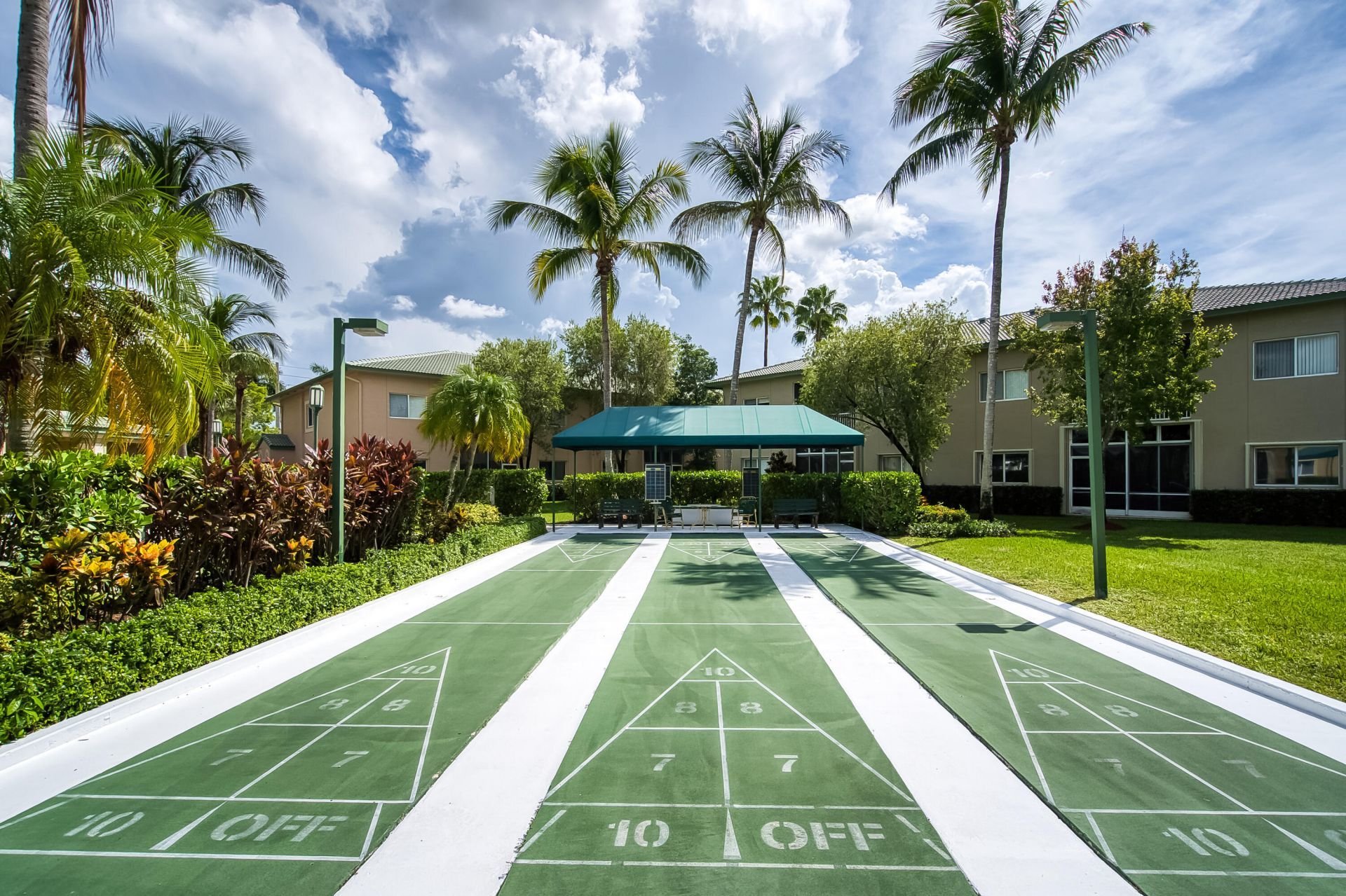 7927 Exeter Boulevard E, Tamarac, FL 33321 Photo