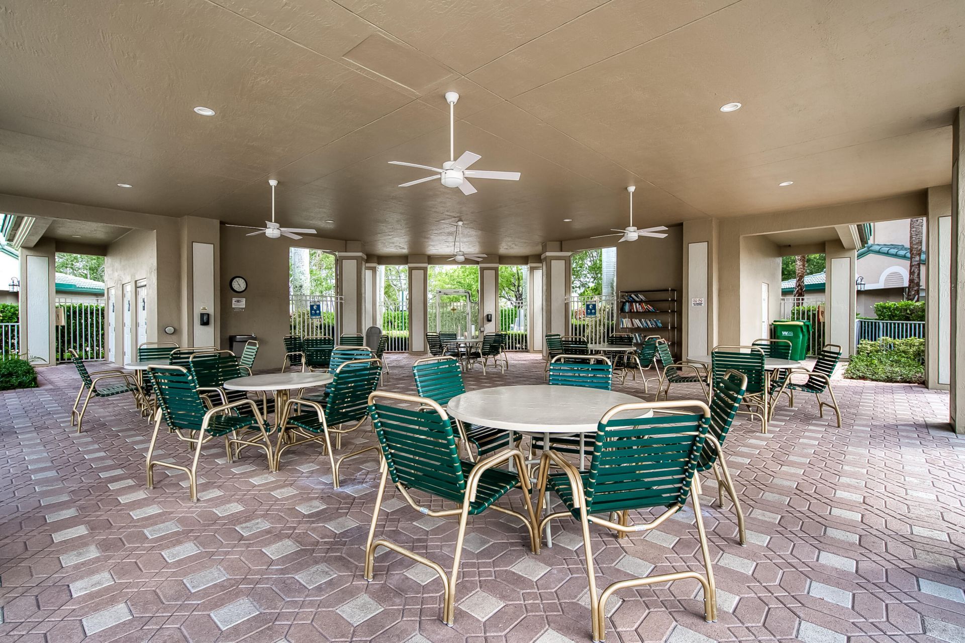 7927 Exeter Boulevard E, Tamarac, FL 33321 Photo