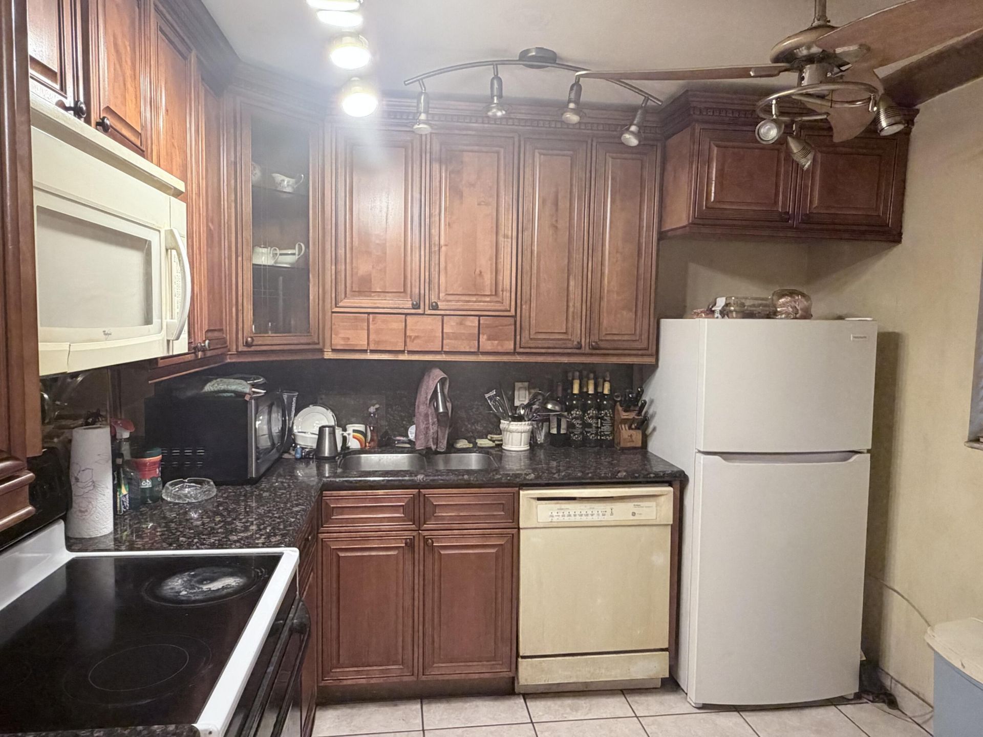 3090 Holiday Springs Boulevard, Unit 105, Margate, FL 33063 Photo
