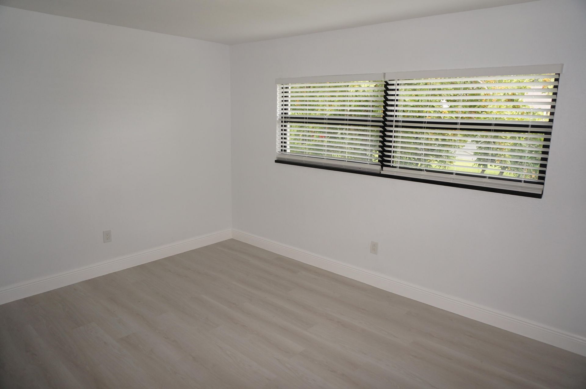 1513 39th Street, West Palm Beach, FL 33407 Photo
