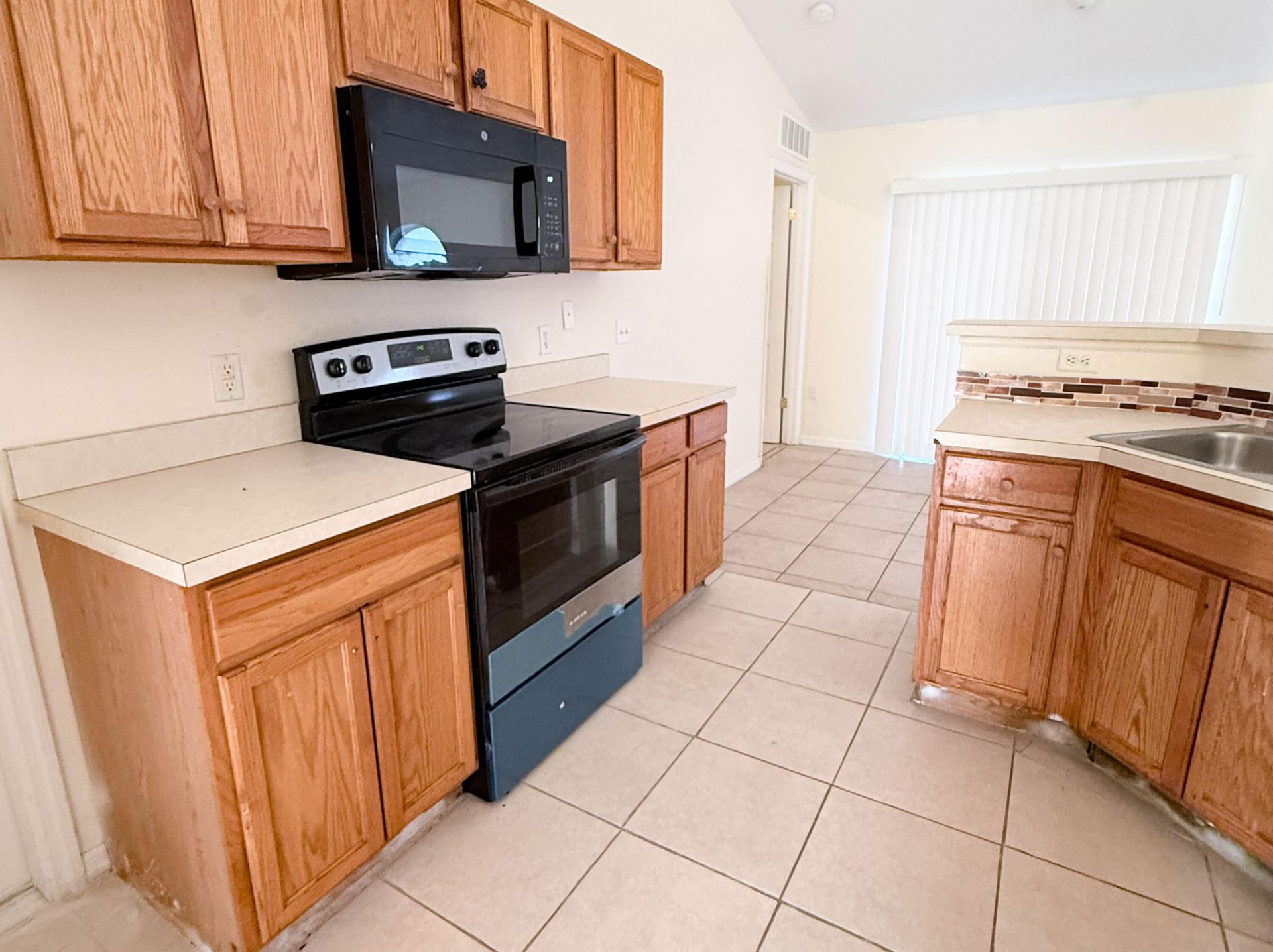 1031 SE 39th Terrace, Okeechobee, FL 34974 Photo