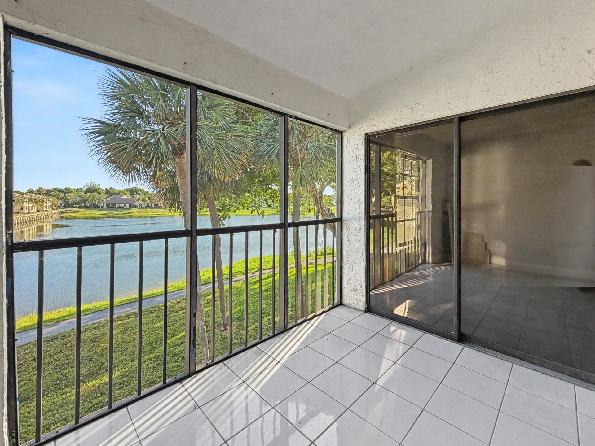 330 Palmwood Place, Unit 210, Boca Raton, FL 33431 Photo