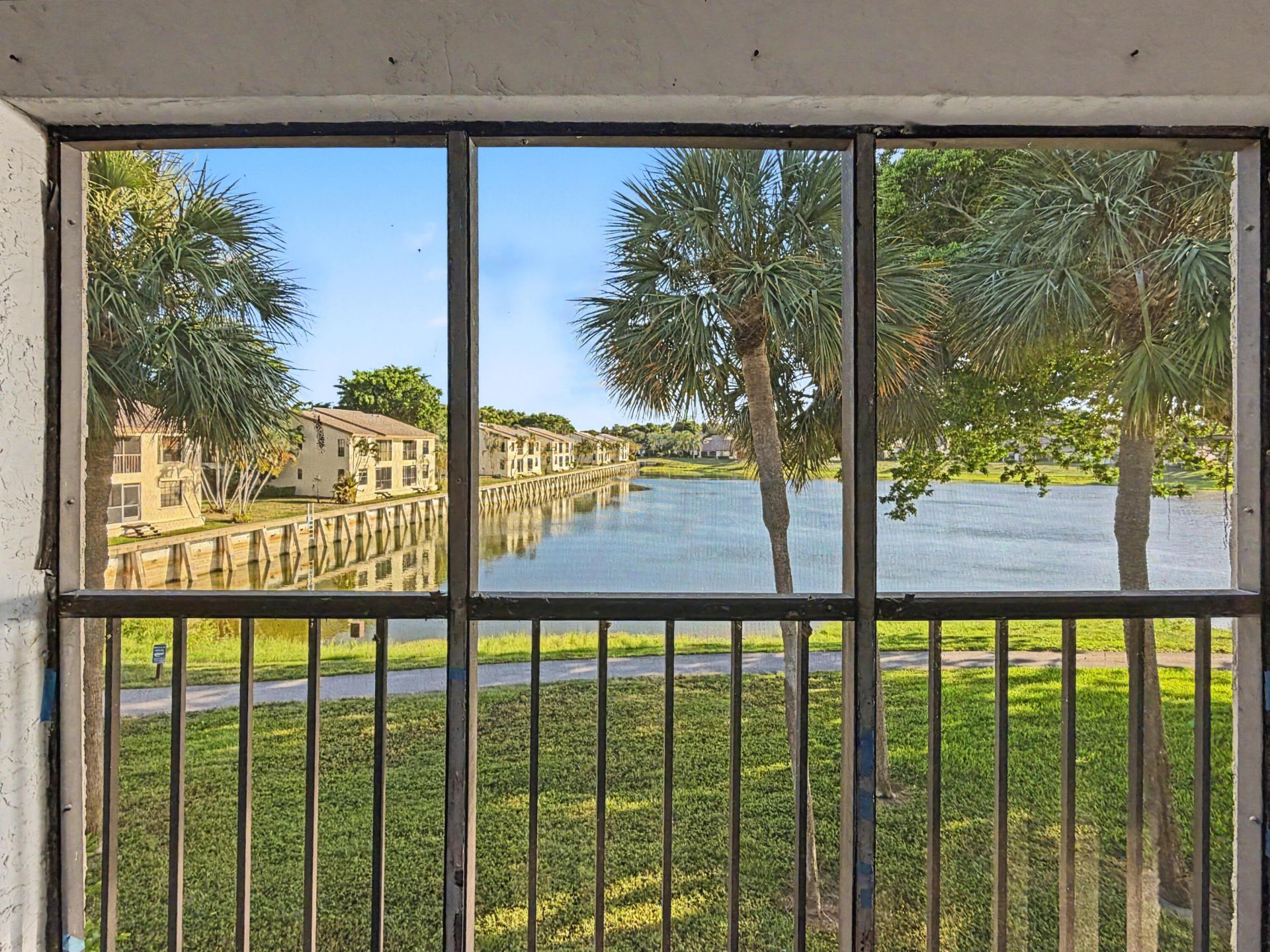 330 Palmwood Place, Unit 210, Boca Raton, FL 33431 Photo