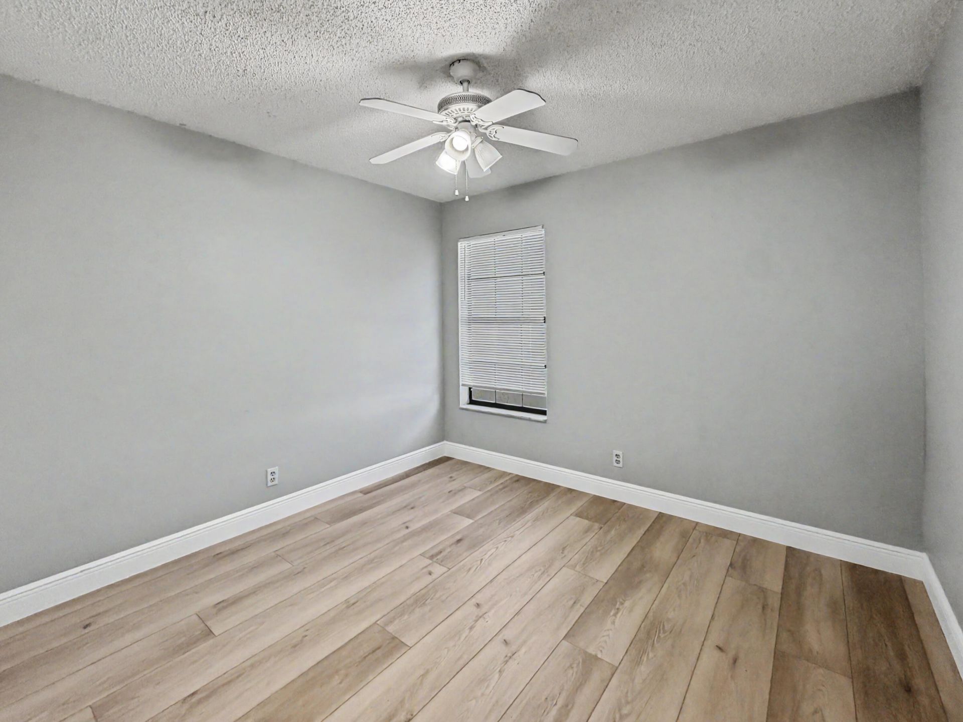 330 Palmwood Place, Unit 210, Boca Raton, FL 33431 Photo