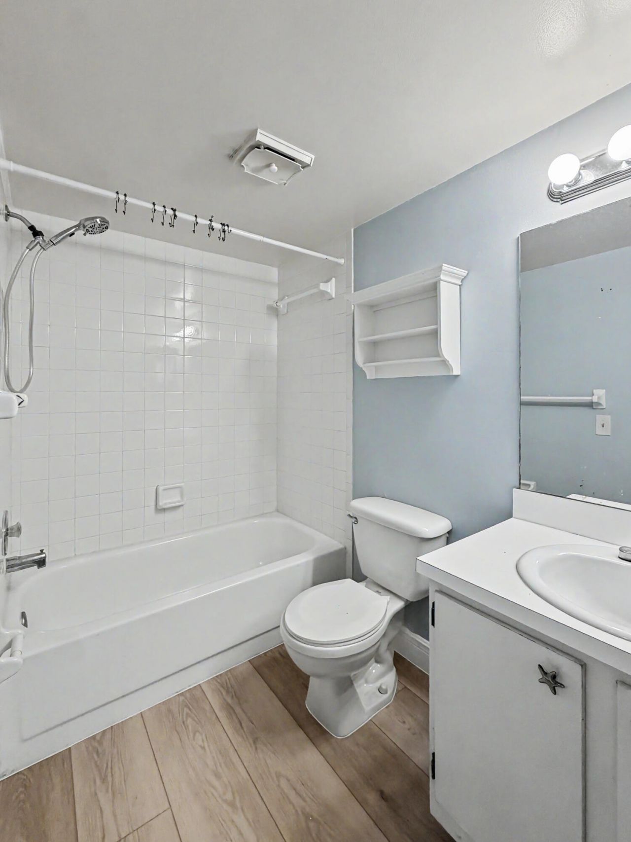 330 Palmwood Place, Unit 210, Boca Raton, FL 33431 Photo