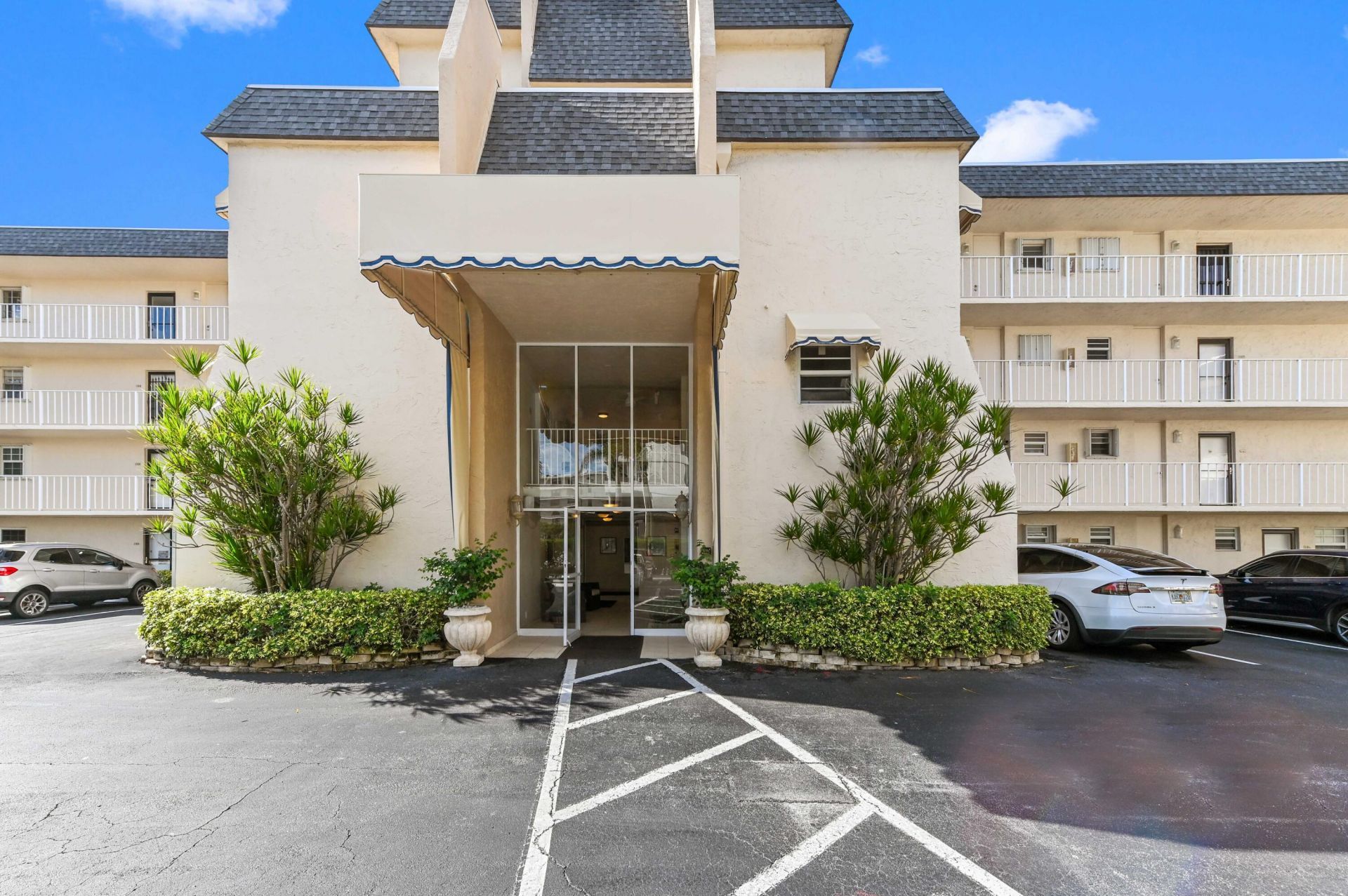 3575 S Ocean Boulevard, Unit 309, South Palm Beach, FL 33480 Photo