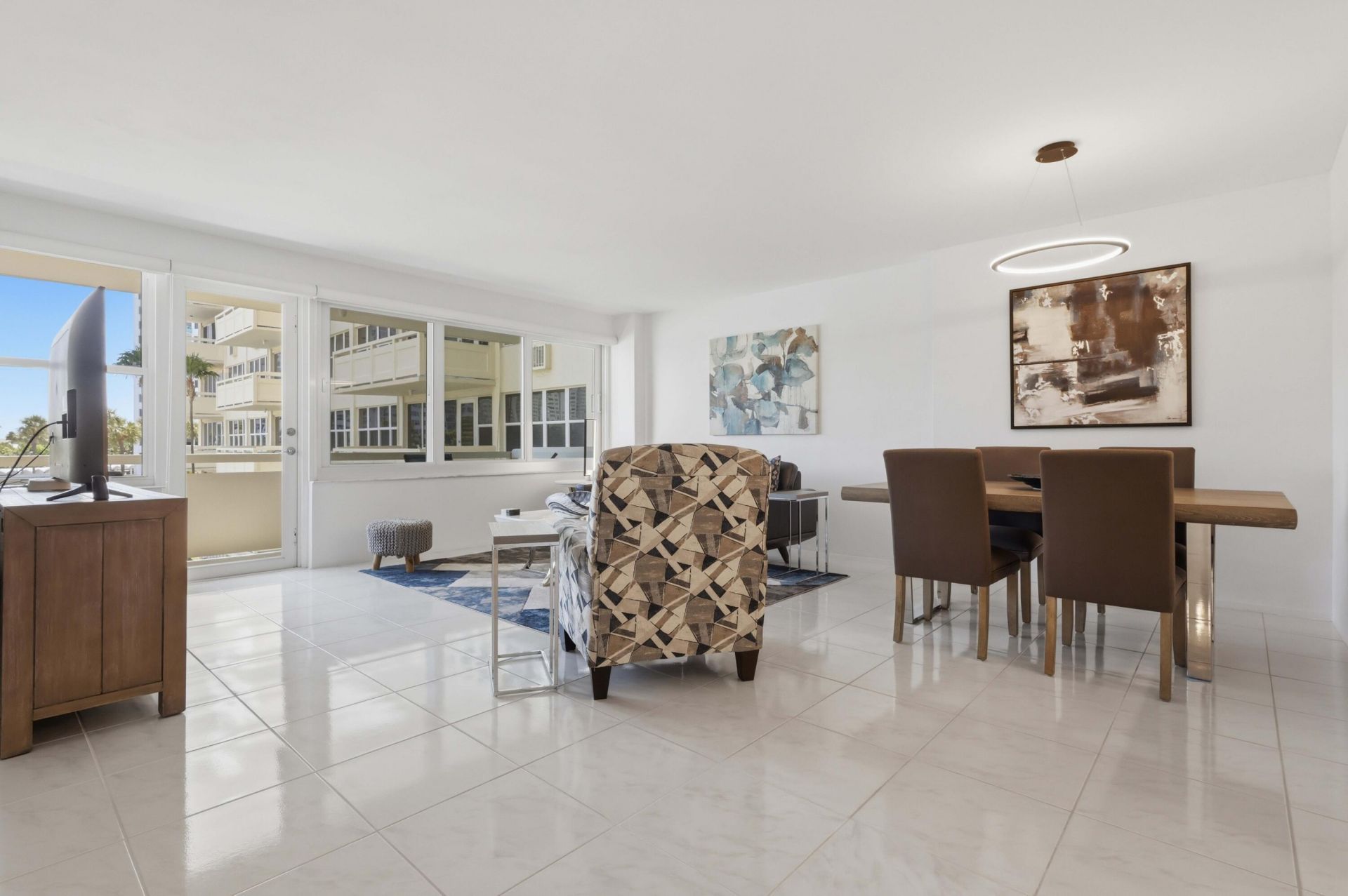 3200 NE 36th Street, Unit 318, Fort Lauderdale, FL 33308 Photo