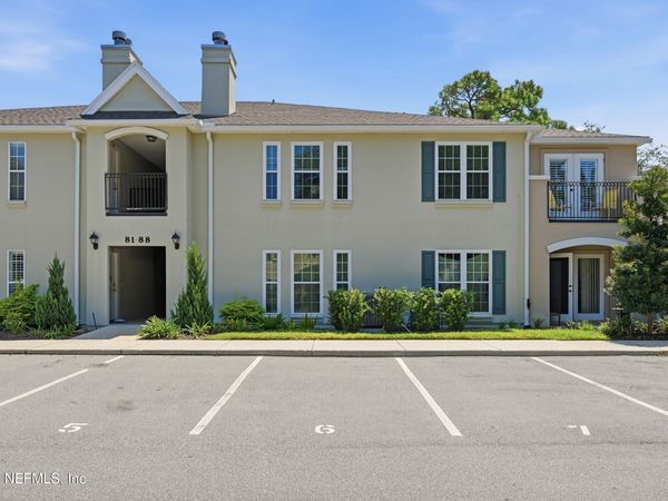 86 JARDIN DE MER Place, Unit 86, Jacksonville Beach, FL 32250