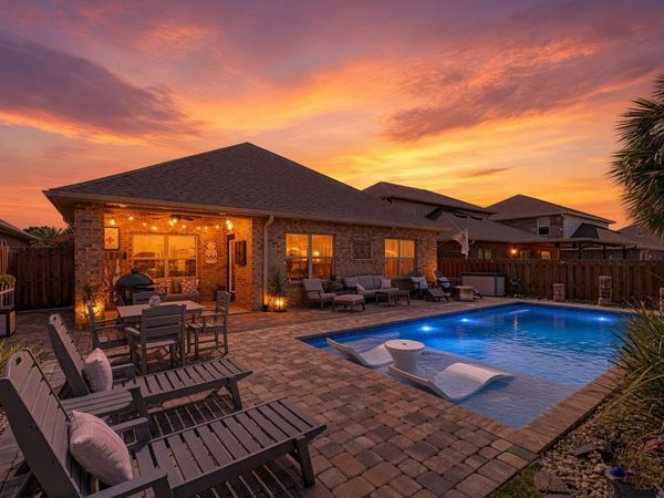 1693 Waterford Sound Boulevard, Gulf Breeze, FL 32563