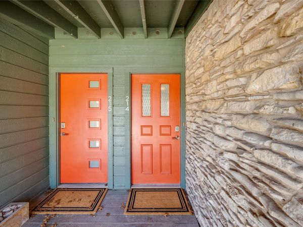 1304 Mariposa DR , Unit 214, Austin, TX 78704