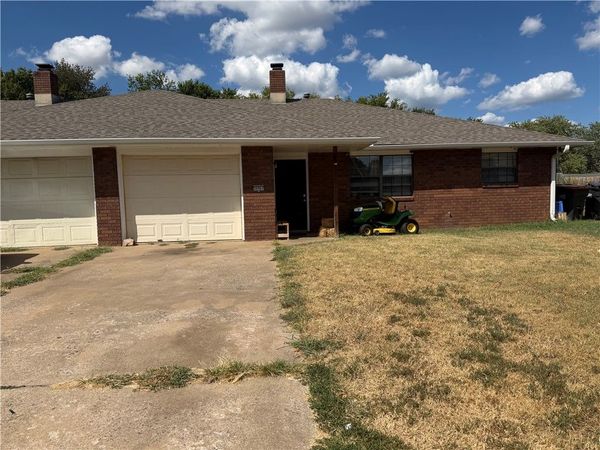 3696 Green Acres Road , Springdale, AR 72764