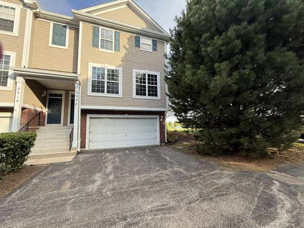 2320 Hudson Circle , Aurora, IL 60502