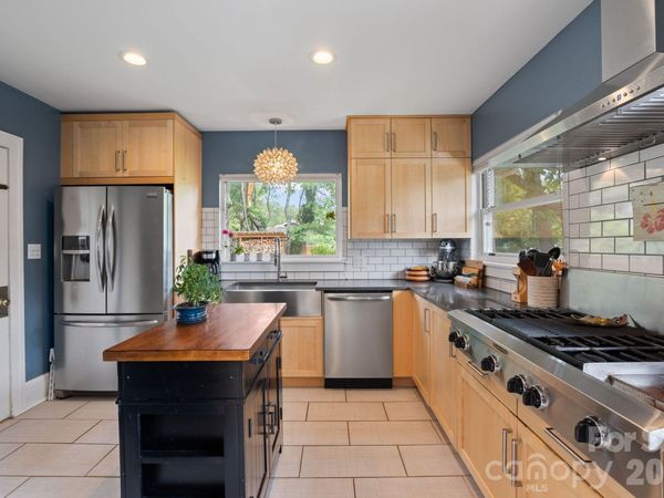 348 Beaucatcher Road , Asheville, NC 28805