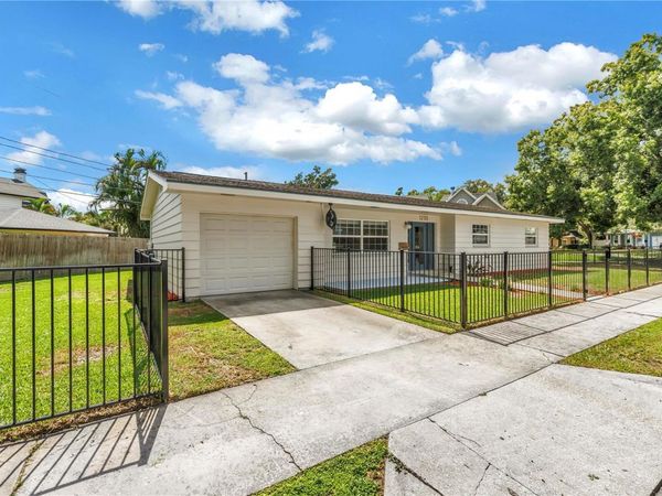 1230 KENWOOD AVENUE N, ST PETERSBURG, FL 33704