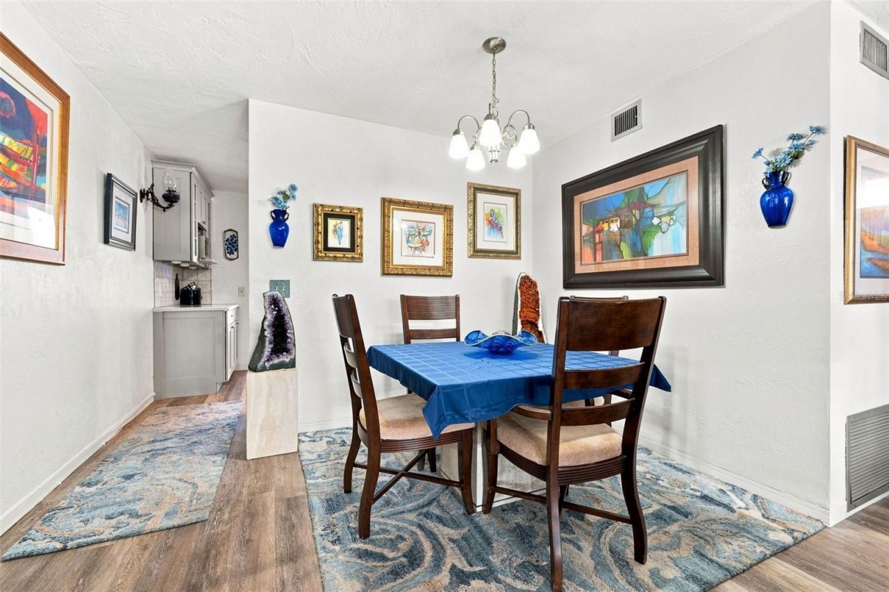 4300 58th Street N, Unit 1817, Kenneth City, FL 33709 Photo