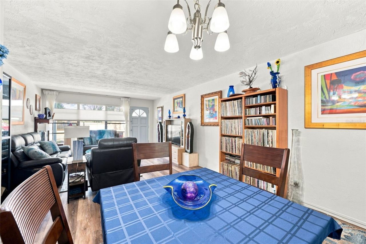 4300 58th Street N, Unit 1817, Kenneth City, FL 33709 Photo