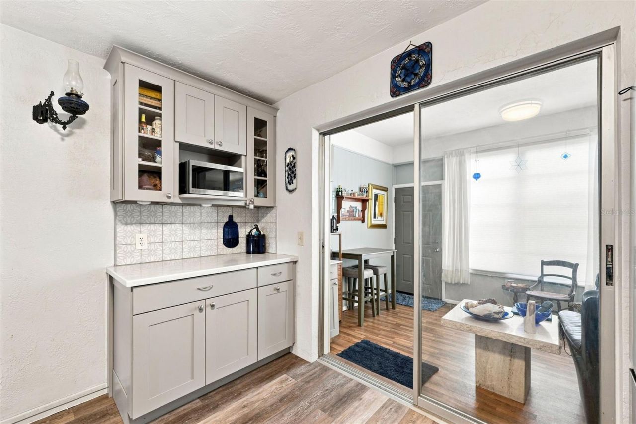 4300 58th Street N, Unit 1817, Kenneth City, FL 33709 Photo