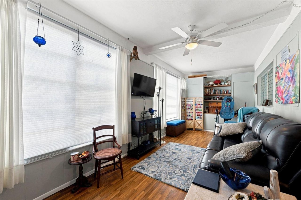 4300 58th Street N, Unit 1817, Kenneth City, FL 33709 Photo