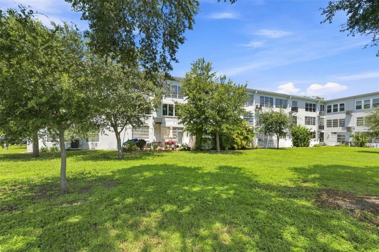4300 58th Street N, Unit 1817, Kenneth City, FL 33709 Photo