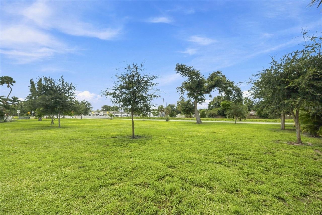 4300 58th Street N, Unit 1817, Kenneth City, FL 33709 Photo