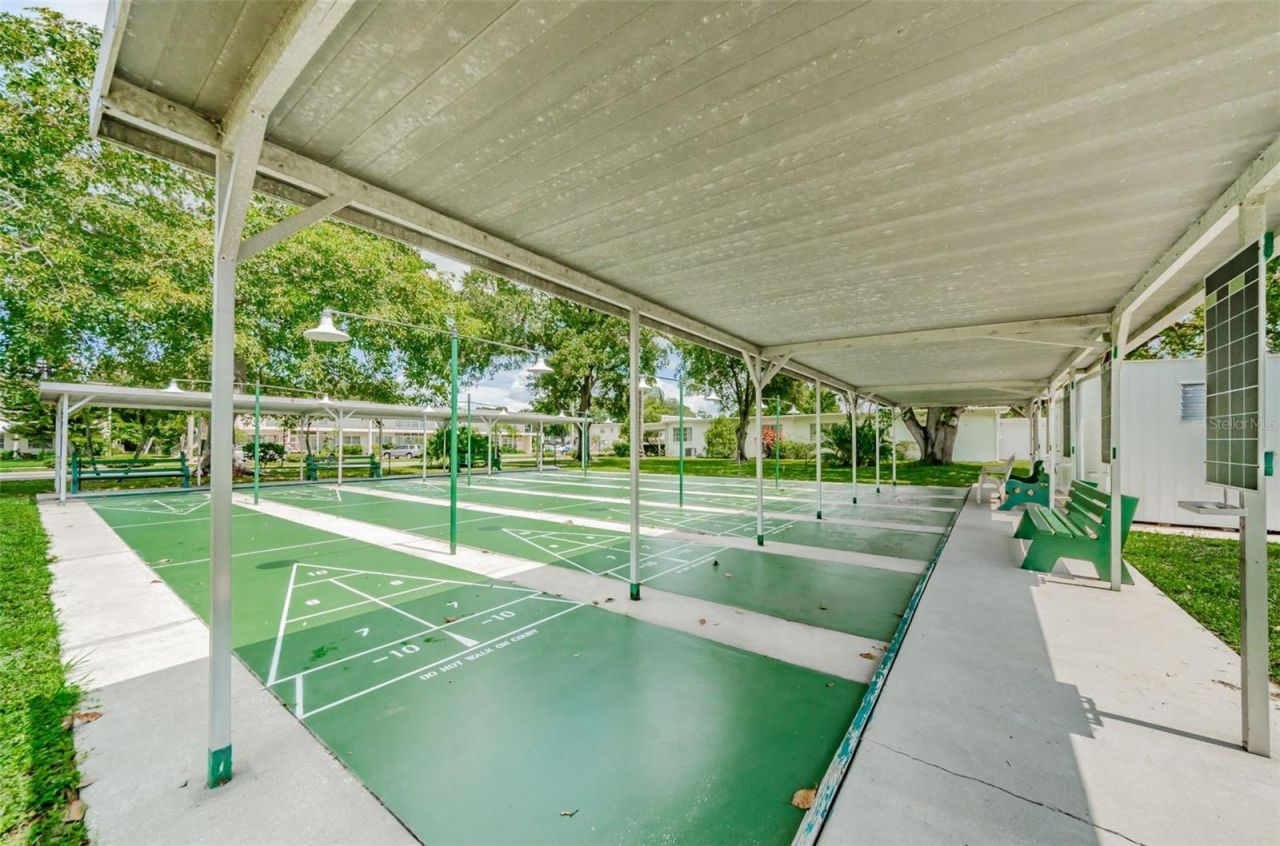 4300 58th Street N, Unit 1817, Kenneth City, FL 33709 Photo
