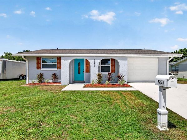 7235 ROBSTOWN DRIVE , PORT RICHEY, FL 34668