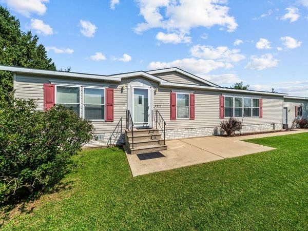 2217 Sunset Lane, BELVIDERE, IL 61008