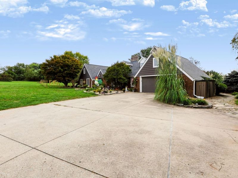 26741 Shoemaker Road , Circleville, OH 43113 Photo 6