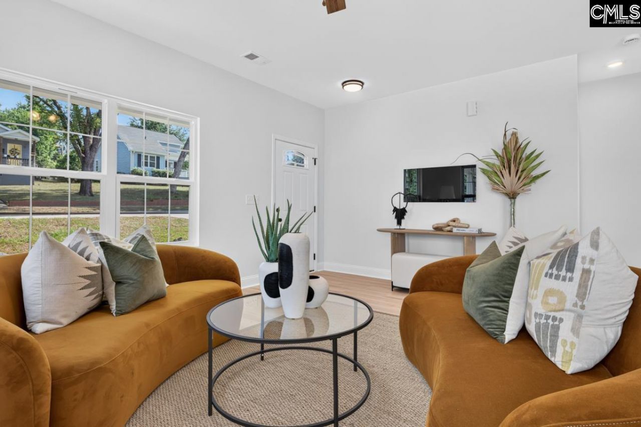 2905 Park Street Photo 6