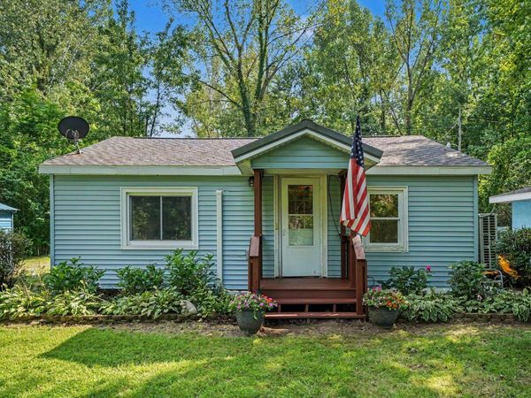 4650 Carmody Road, Coloma, MI 49038