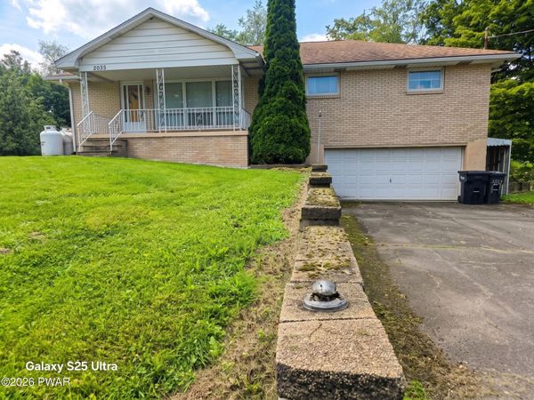 2035 Easton Turnpike , Lake Ariel, PA 18436