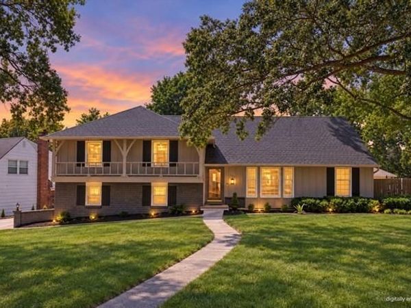 11512 WALNUT Street, Kansas City, MO 64114