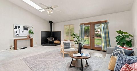 5435 Myrtle Dr, Loomis, CA 95650 Photo