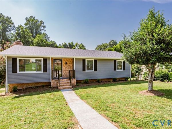 2702 Manchester Drive , Prince George, VA 23875
