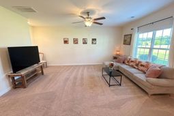 207 Buchanan Circle photo 4