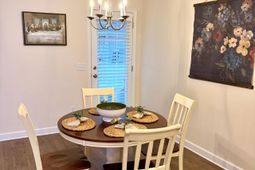 207 Buchanan Circle photo 4